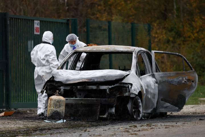 Motorist 'deliberately' hit 5 people in car ramming on French Atlantic island