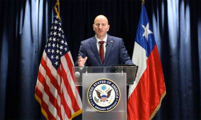 Gobierno envió nota de protesta a EE.UU. por dichos de su embajador