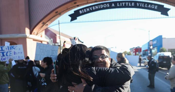 Immigration crackdown inspires uniquely Chicago pushback that's now a model for other cities