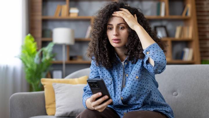 Enviar fotos de su cédula por internet podría terminar en una millonaria estafa si no hace esto antes