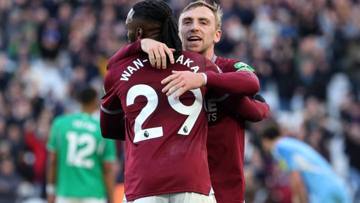 West Ham 3-1 Newcastle: Hammers come from behind to snap winless skid