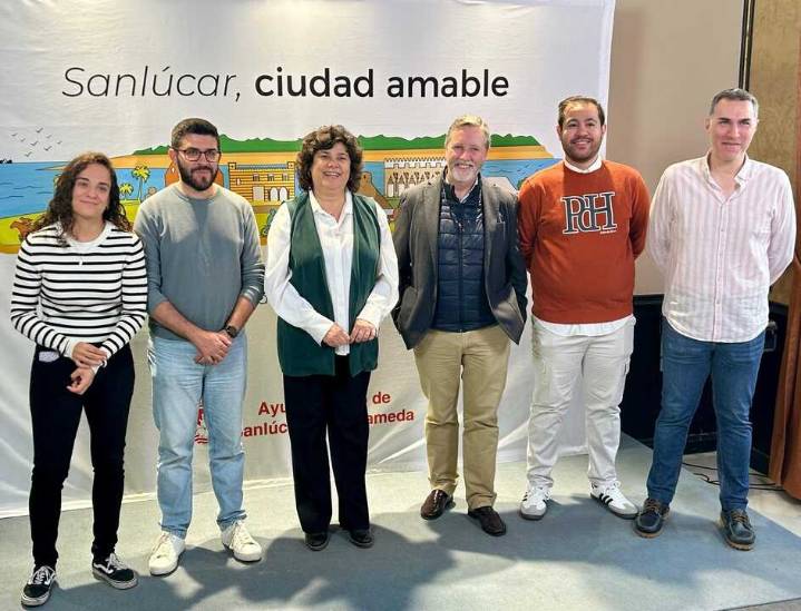 El Ayuntamiento renueva el convenio con la banda Julián Cerdán