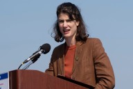 Voting to end the shutdown should play well in swing districts in midterms