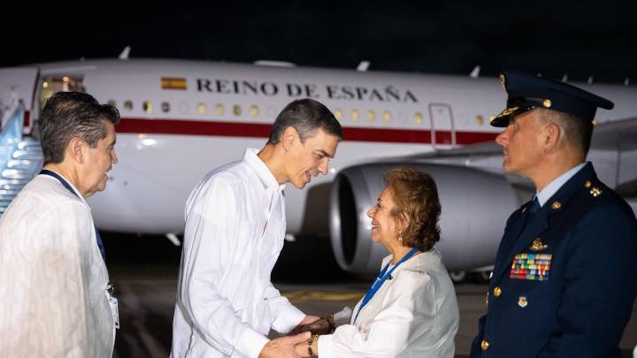 Pedro Sánchez, presidente de España, es el primer mandatario que llegó a Santa Marta para la cumbre Celac
