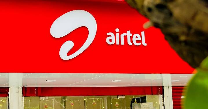 Bharti Airtel Shares Fall Over 4% After Singtel Reportedly Offloads Stake Worth Rs 10,915 Crore