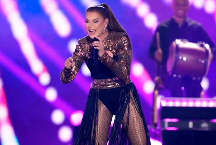 Olga Tañón no asistirá por su premio a los Latin Grammy