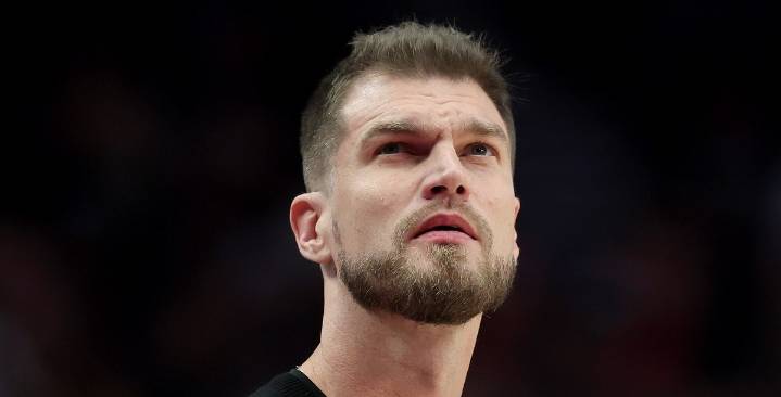 Is it Time for the Trail Blazers to Name Tiago Splitter Head Coach?