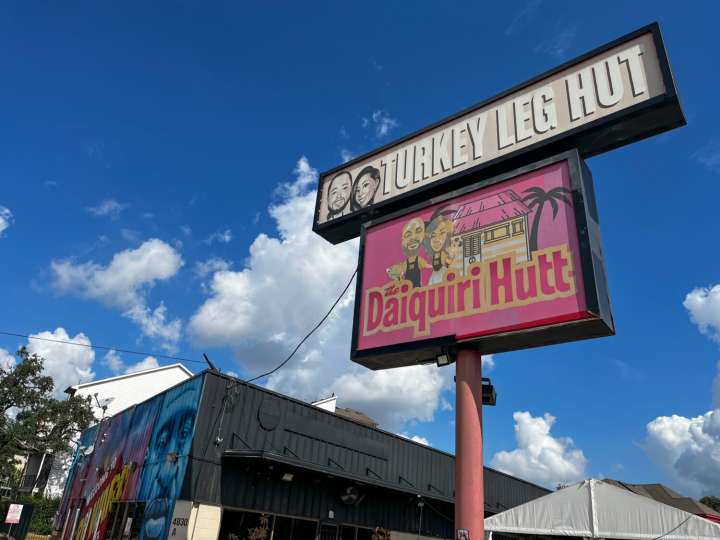 Man pleads guilty for role in 2020 Houston bar fire tied to Turkey Leg Hut saga