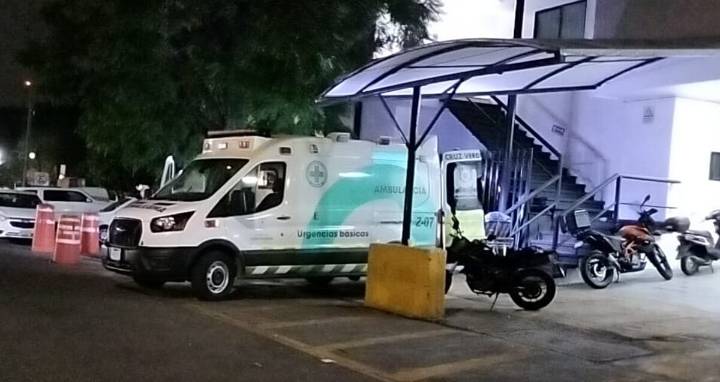 Hombre es asesinado por el exnovio de su hija tras ser herido en el cuello con arma blanca en Zapopan
