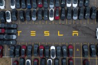 Tesla hunde sus ventas en España: sólo matricula 400 coches