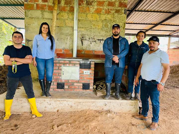 Con la construcción de 38 estufas ecoeficientes, Ecopetrol impulsa la sostenibilidad en Toledo, Norte de Santander