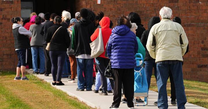 Supreme Court asked to halt order for full SNAP payments