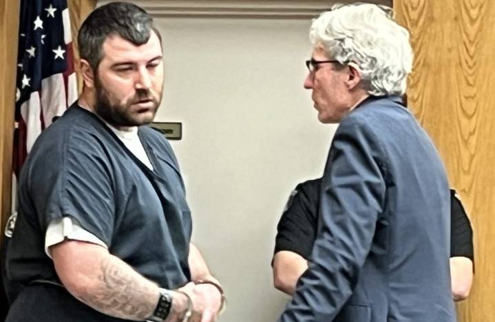 Man gets two years for trying to confine Warren girlfriend