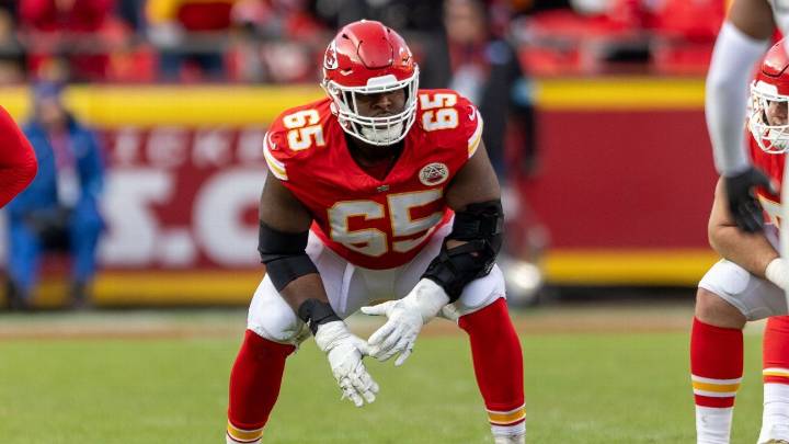 Chiefs RG Trey Smith among trio ruled out vs. Cowboys