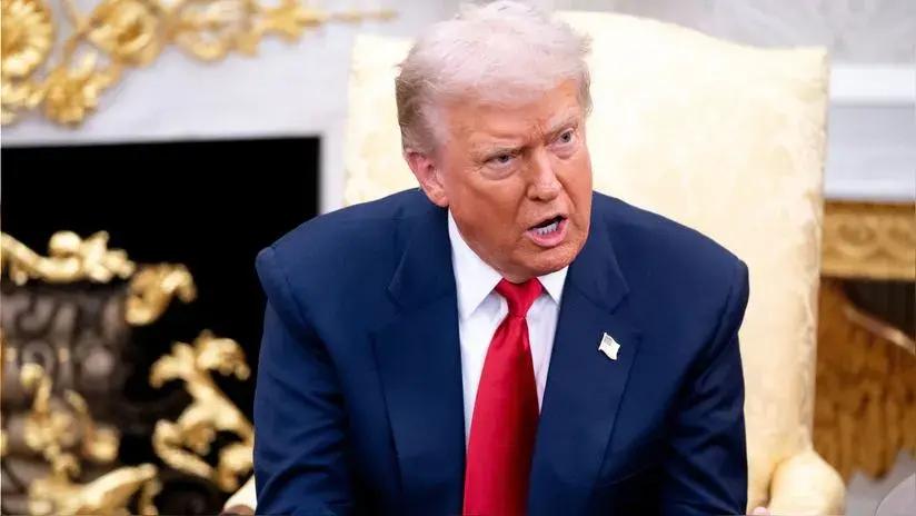 Trump sugiere pena de muerte para legisladores demócratas que pidieron a militares desobedecer órdenes "ilegales"