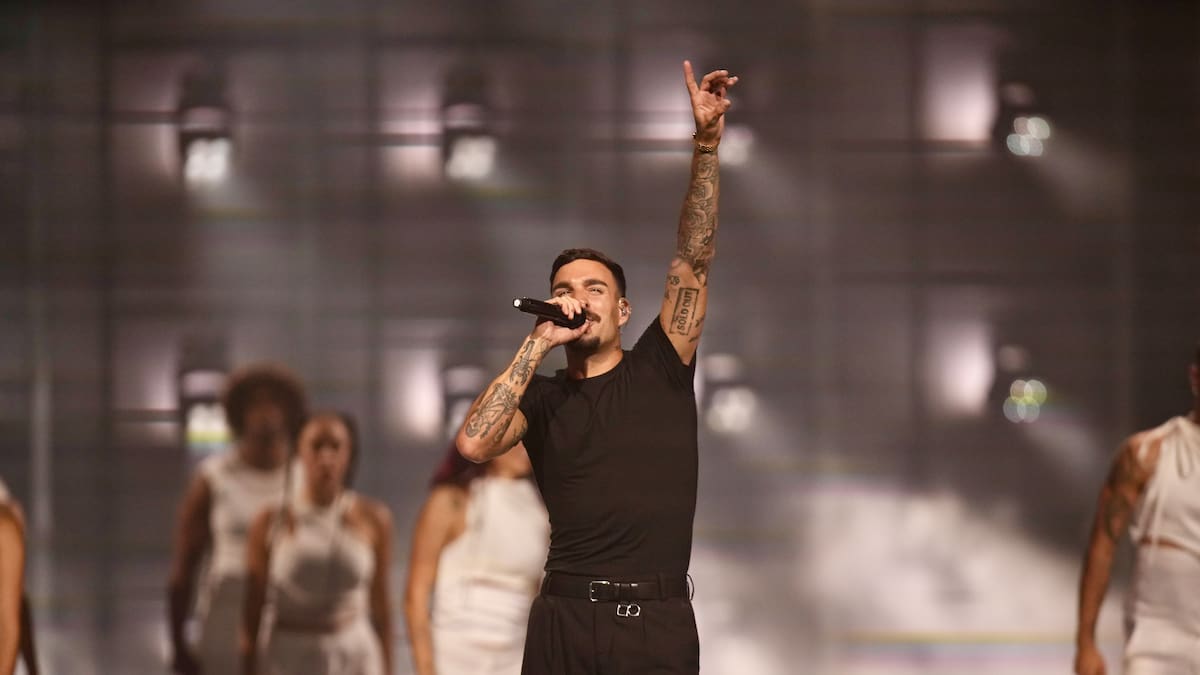 Rels B enciende el escenario de LOS40 Music Awards Santander 2025 con la actuación de 'TU VAS SIN (fav)'y 'A Mí'