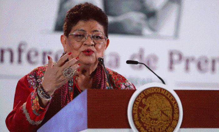 Ernestina Godoy asume control interino de la FGR tras salida de Gertz