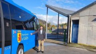 Valdés, el concejo ejemplar en transporte público: un nuevo microbús eléctrico conectará Trevías y otras parroquias rurales con Luarca los miércoles de mercado
