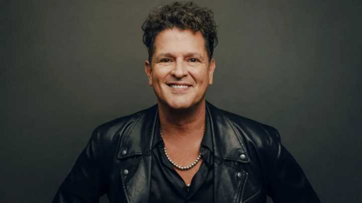 Carlos Vives anuncia la gira “Tour al sol 2026”