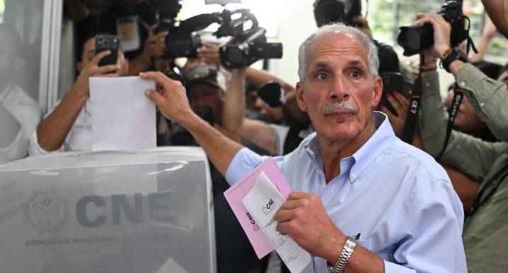 Elecciones Honduras 2025: Conservador Nasry Asfura vota y dice que hay que esperar los resultados electorales | Salvador Nasralla | Rixi Moncada 
