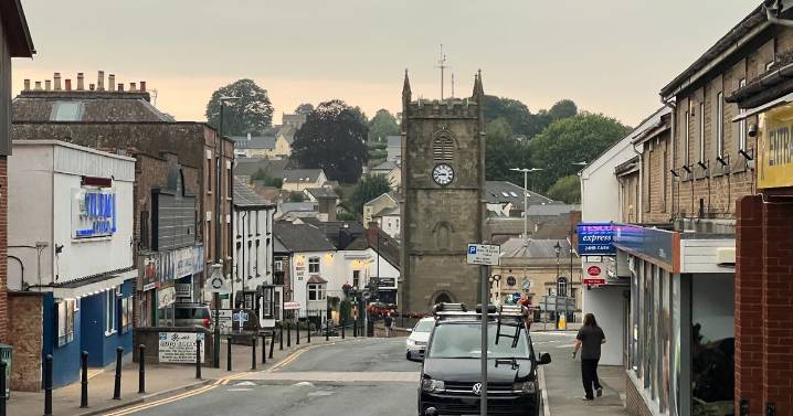 'Deprivation doughnut' fears over new towns plan for county