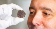 'Exceptionally rare' 400-year-old coin to fetch up to £3,000 at auction