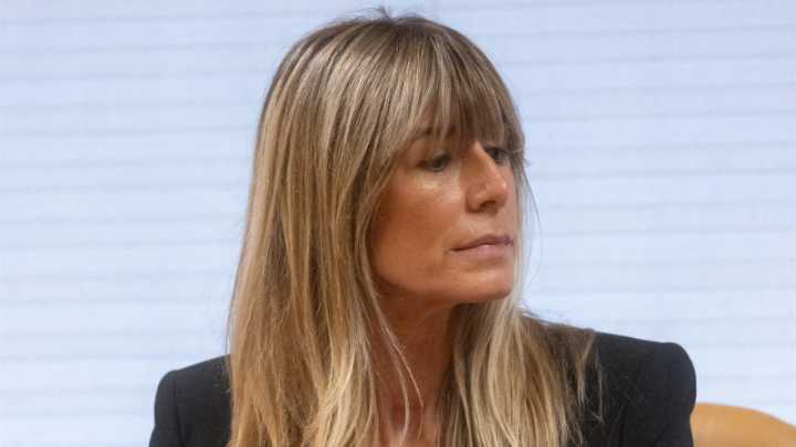 Peinado encarga un informe para esclarecer se Begoña Gómez fixo intrusismo ao asinar pregos de contratación da UCM