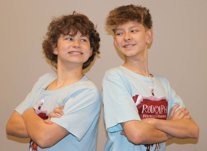 Faithful elves bring Rudolph to stage