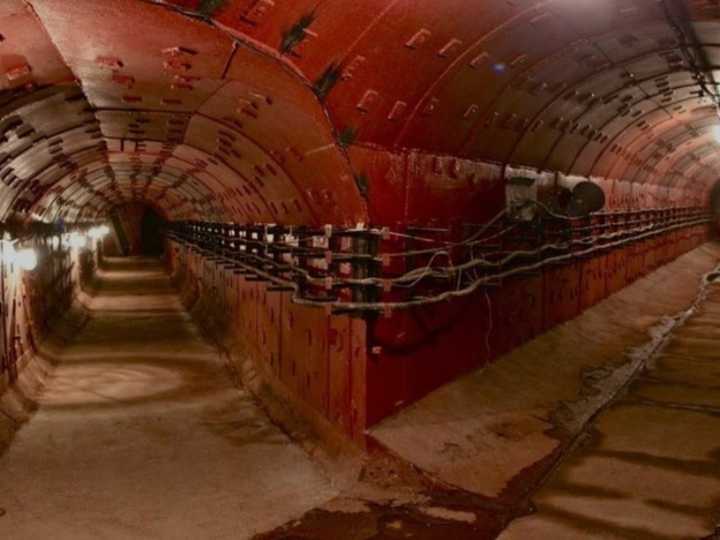 Búnker 42, el refugio antinuclear construido a 65 metros de profundidad