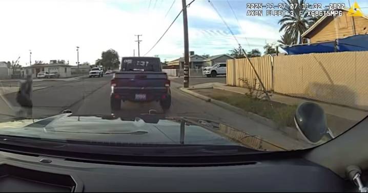 Joven intenta escapar en Jeep robado y es detenido tras persecución en El Centro