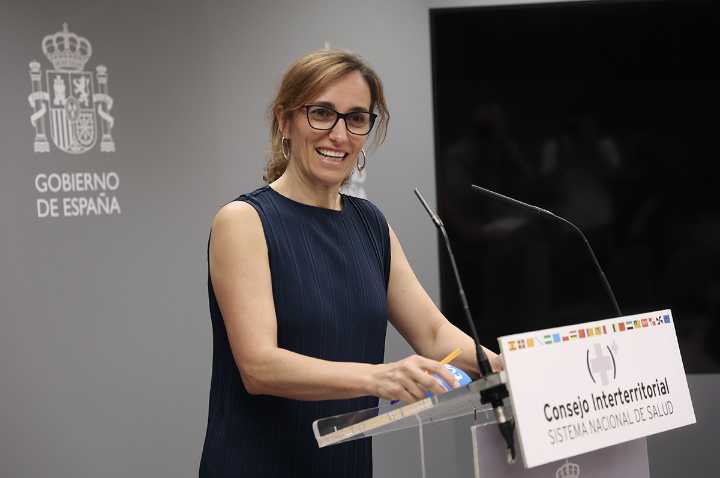 Sanidad envía un requerimiento formal a las comunidades del PP para que remitan los datos de cribados de cáncer