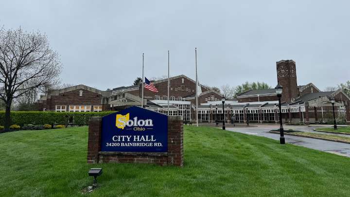 Voters signal confidence in Solon’s direction