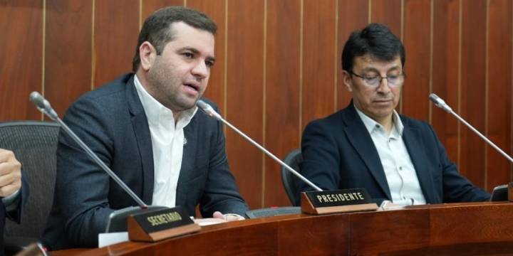 Senador uribista propondrá archivar la reforma tributaria 3.0 del Gobierno Petro: “Es un castigo para el bolsillo de los colombianos”