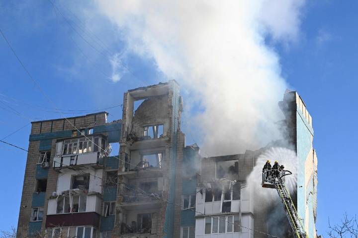 Rusia mata a 25 ucranios en ataque masivo con drones a ciudad de Ternópil