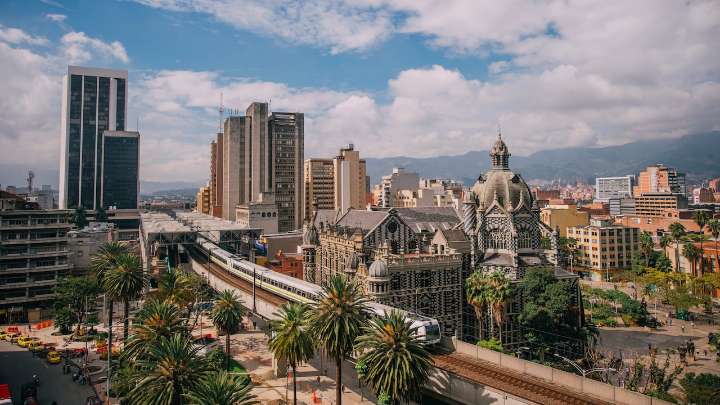 Vacantes que pagan más de $4 millones en Medellín: postúlese aquí