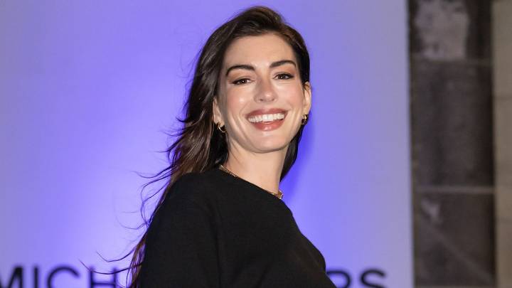 Anne Hathaway's retro birthday dress championed the 'underwear as outerwear' trend