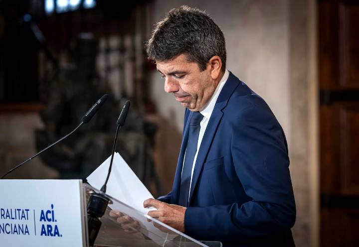 Última hora de la dimisión de Carlos Mazón, en directo | El ‘president’ anuncia su marcha y pide a PP y Vox que elijan un sucesor: “Ya no puedo más”