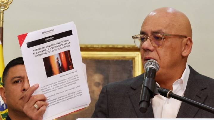 Jorge Rodríguez: “Orden de ‘mátenlos a todos’ viola Convenios de Ginebra y Derecho Internacional Humanitario”