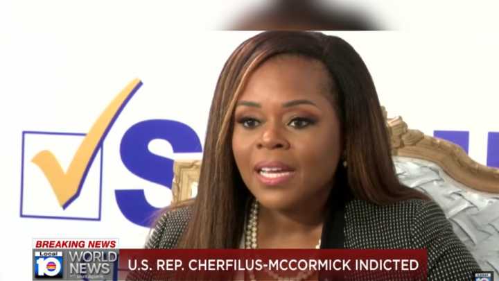 Una congresista demócrata de Florida es acusada de robar $5.000.000 de fondos de FEMA y financiar su campaña con el dinero