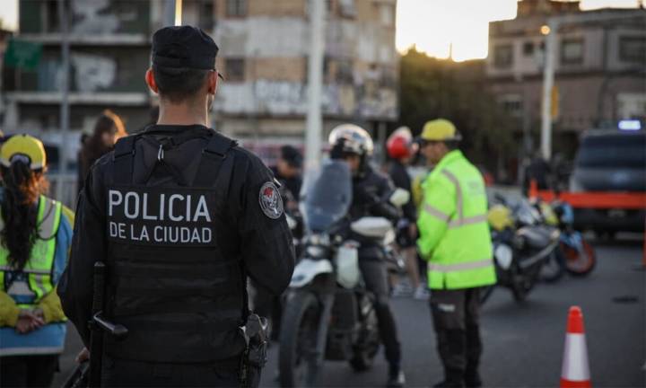 El gobierno porteño les sacará la licencia a quienes cometan delitos con autos o motos
