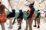 Giants star and N.J. businesses join Newark to feed thousands before Thanksgiving