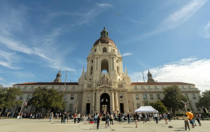 15 free fun things to do in December in Southern California