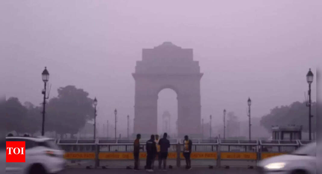 Centre invokes GRAP Stage 3 curbs in Delhi-NCR: Air quality deteriorates to 'severe' category; AQI above 400 in multiple areas