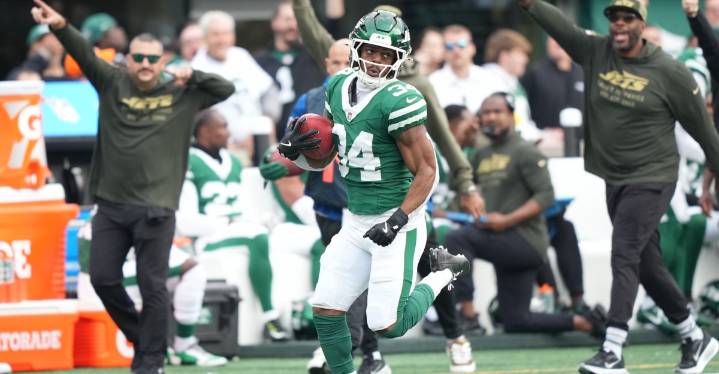 New York Jets Flight Connections 11/12/25