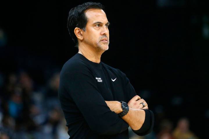 Prayers Pour In for Erik Spoelstra After Massive Fire Breaks Out at Heat HC’s House Heat head coach Erik Spoelstra sees a massive wave of support from NBA fans as his Miami home suffers from a lethal