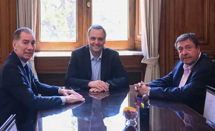 Weretilneck sigue endeudando su provincia