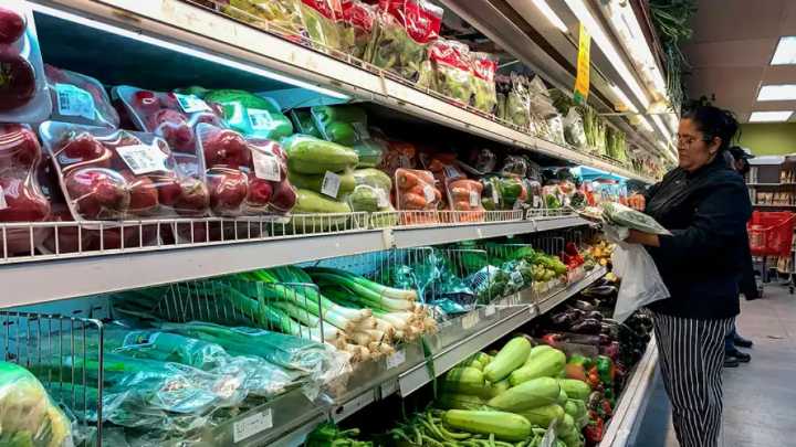 En septiembre cayeron 13,1% las ventas en los mayoristas y 0,8% en los supermercados