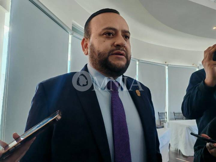 Arturo Medina pide a Sheinbaum poner los pies sobre la tierra, combatir la violencia y no justificarse con Calderón