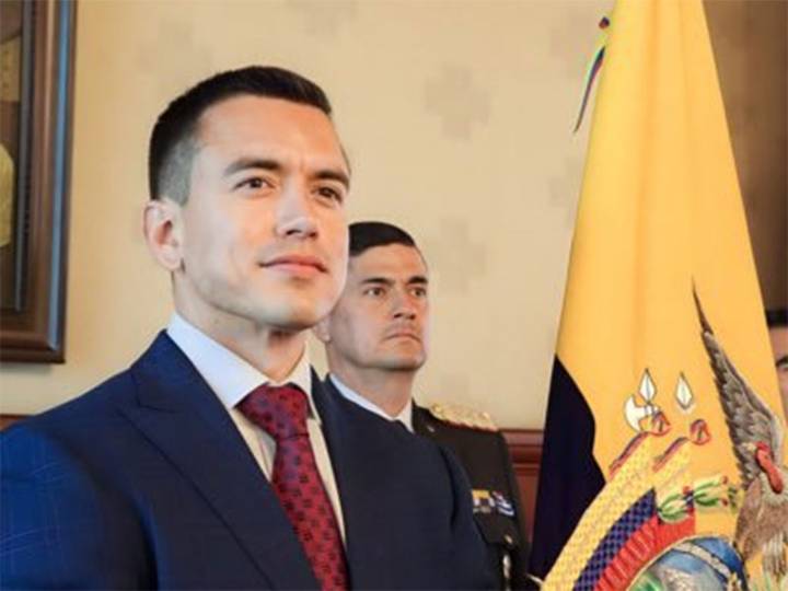 Noboa niega una eventual Constitución con inteligencia artificial