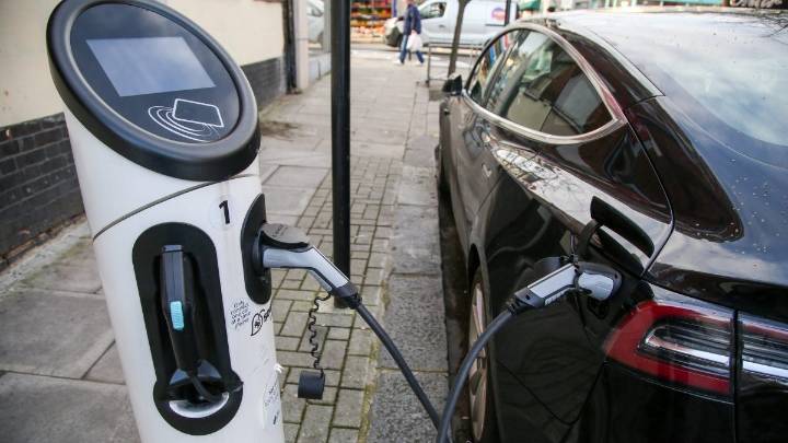 EV drivers face paying £255 a year extra under Reeves's pay
